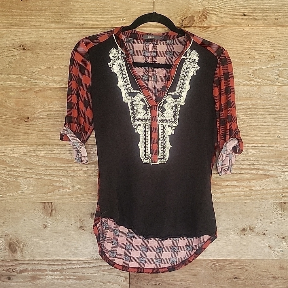 THML Plaid Embroidered Top with Tab Sleeves Xsmall